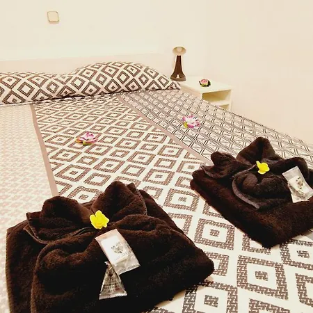 Mareverde Giada 1 Bedroom Wifi Free *
